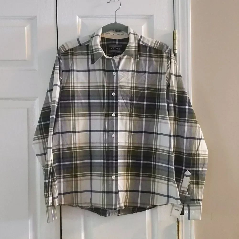 Rockies authentic jeans wear button down shirt